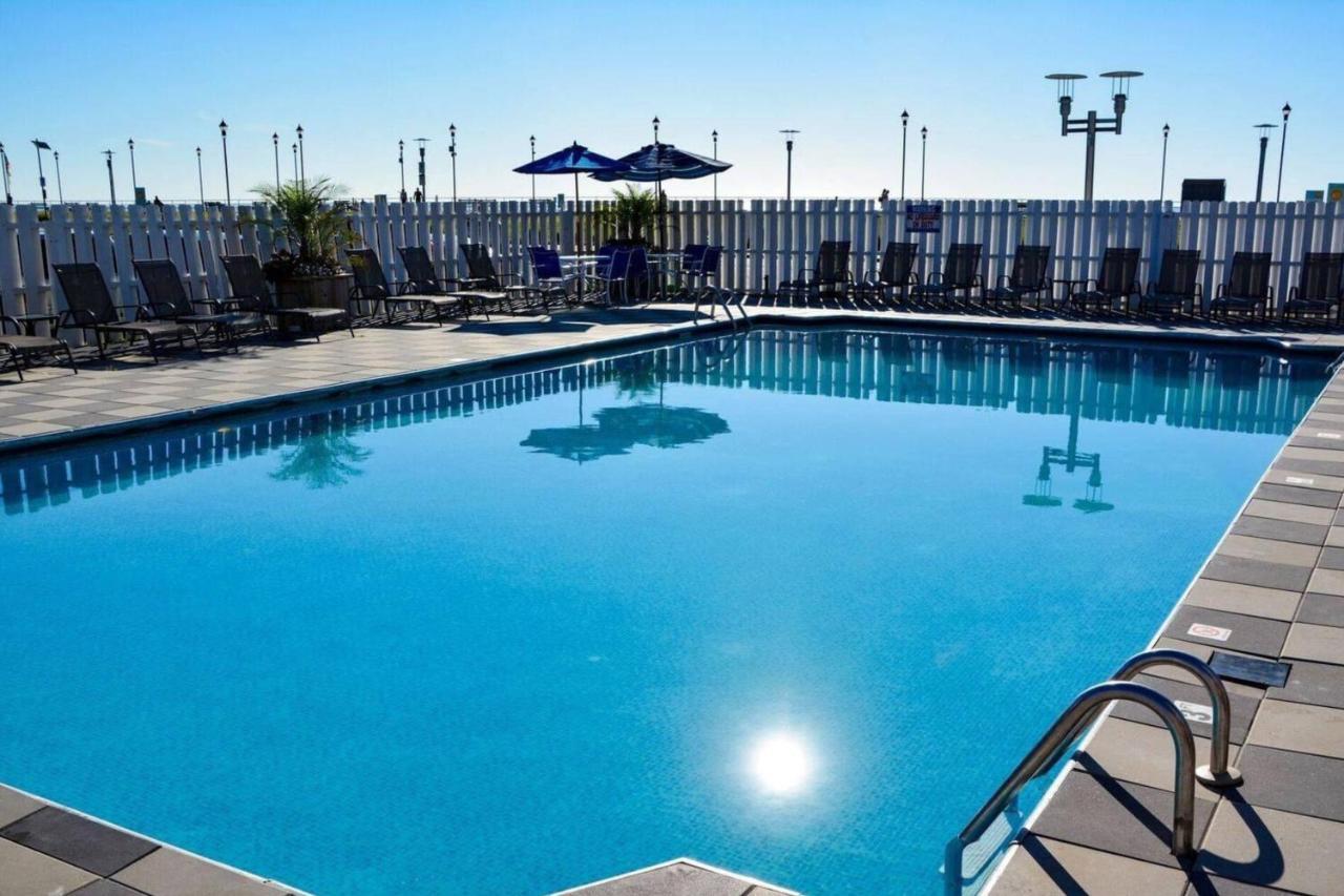 Berkeley Oceanfront Hotel Асбъри Парк Екстериор снимка