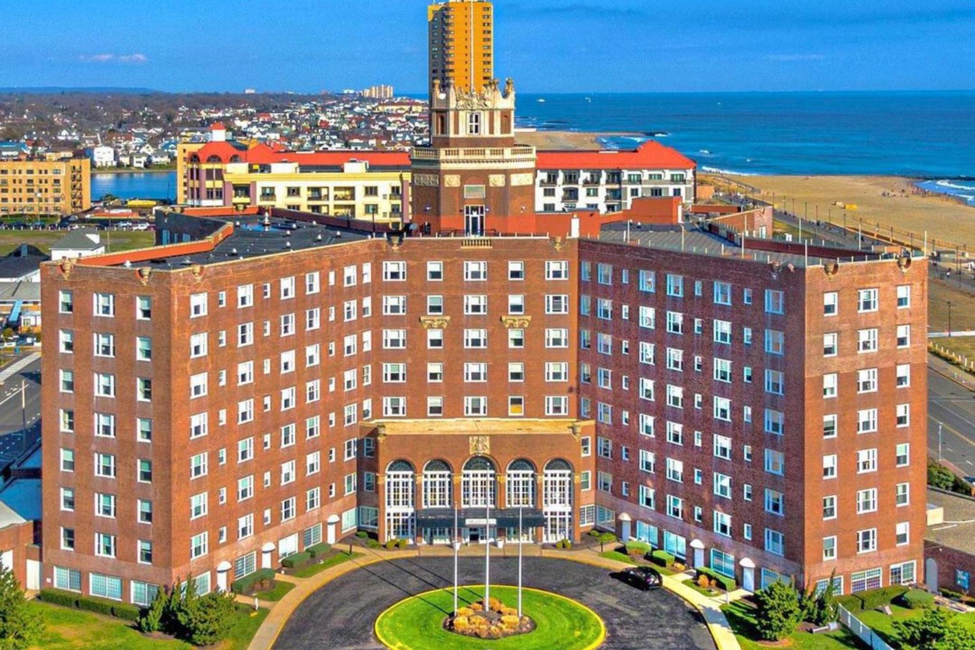 Berkeley Oceanfront Hotel Асбъри Парк Екстериор снимка