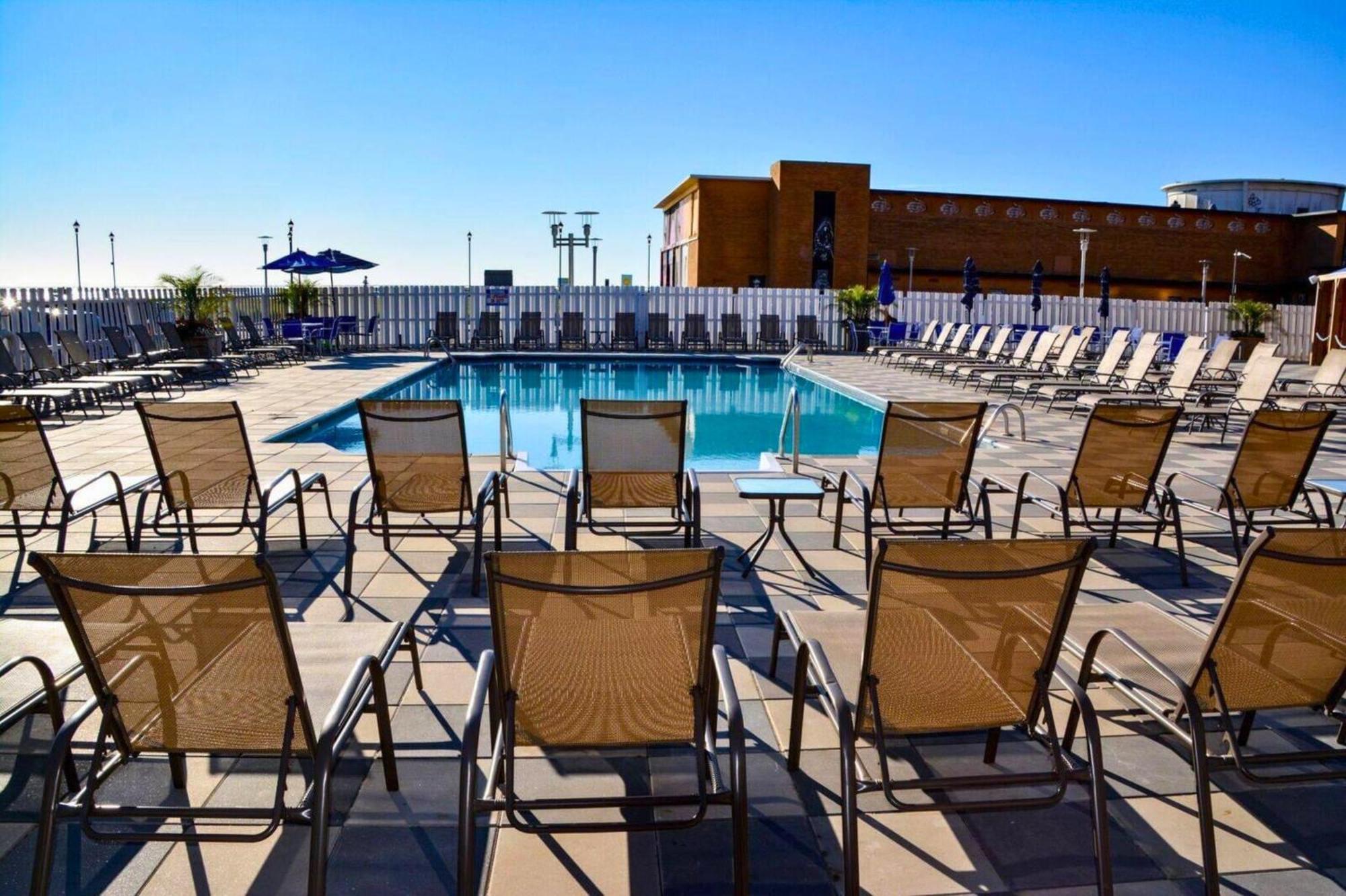 Berkeley Oceanfront Hotel Асбъри Парк Екстериор снимка
