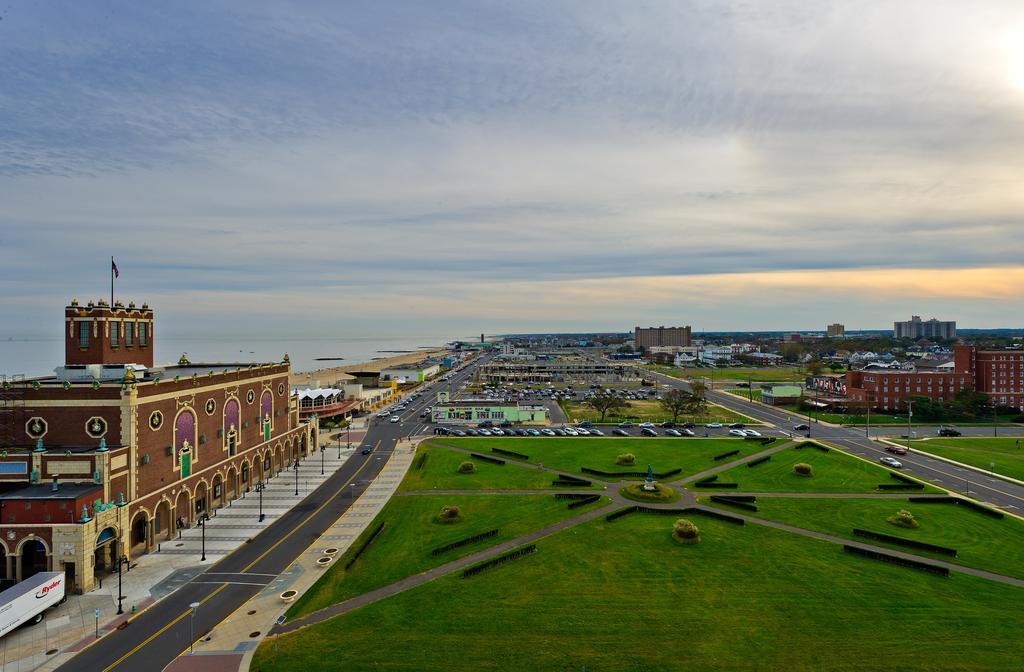 Berkeley Oceanfront Hotel Асбъри Парк Екстериор снимка